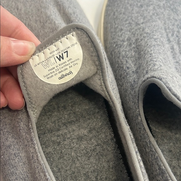 Allbirds slip on shoes sz 7, see description - Picture 4 of 5